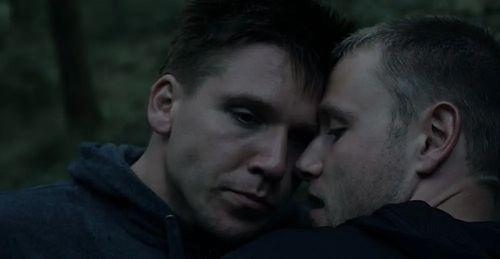 自由坠落无删在线观看,无删版在线观看，揭秘极限挑战背后的真实故事  第3张